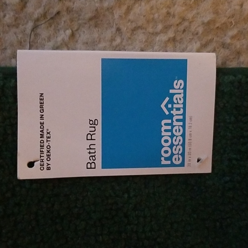 Room Essentials Bath Rug - Picture 2 of 3